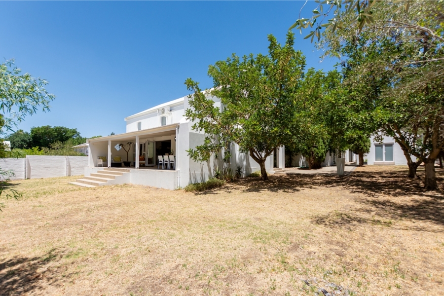 4 Bedroom Property for Sale in Riebeek Kasteel Western Cape